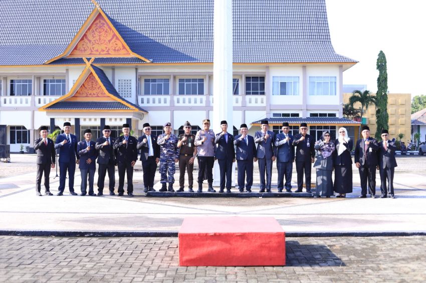 Sekda Sudandri Pimpin Upacara Hari Otonomi Daerah ke-30 di Meranti, Tekankan Sinergi Pusat dan Daerah