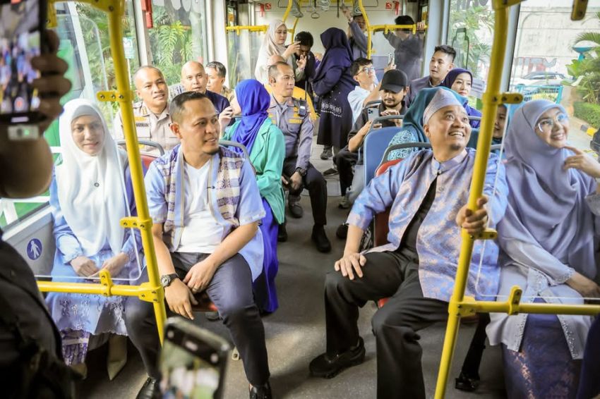 Pemko Pekanbaru Uji Coba Bus Listrik, Fokus Pangkas Waktu Tunggu Penumpang