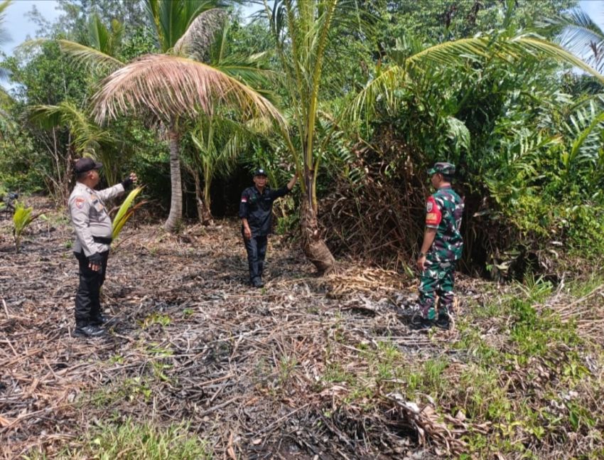 Cegah Karhutla, Babinsa di Tebing Tinggi Barat Intensifkan Patroli Bersama Masyarakat