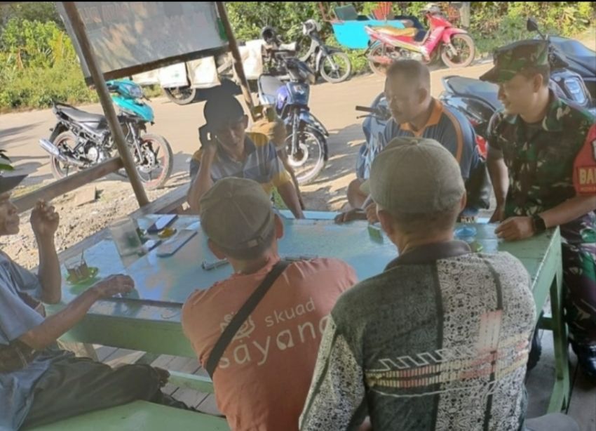 Jaga Kondusivitas Desa, Babinsa Tanjung Gelar Dialog dengan Masyarakat
