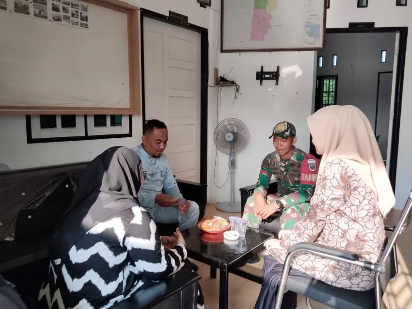 Babinsa Tebing Tinggi Perkuat Silaturahmi dengan Warga Lewat Komsos