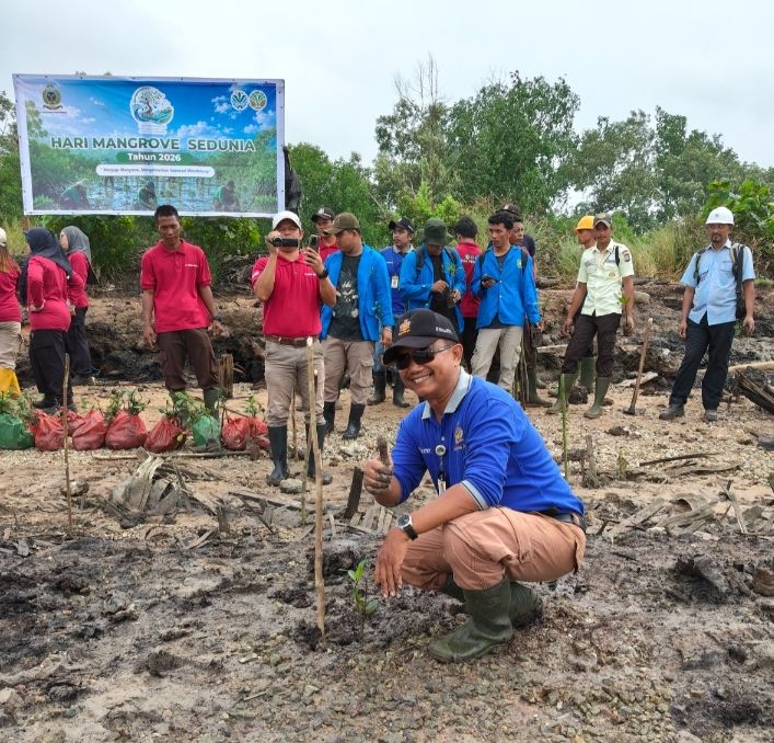 Dukung Gerakan Nasional, PT NSP Tanam Ribuan Mangrove di Pesisir Kepau Baru