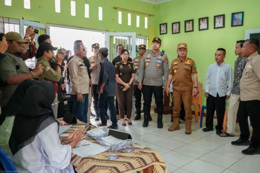 Pilkades Serentak 12 Desa di Kepulauan Meranti Berjalan Lancar
