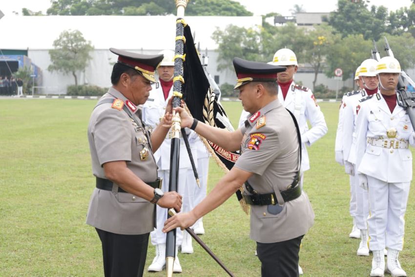 Welcome and Farewell Parade Tandai Pergantian Kapolda Riau